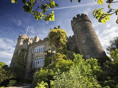 Malahide Castle in Dublin County, Englisch Sprachreisen für Schüler