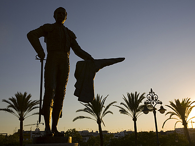 Torero-Statue in Spanien, Spanisch Sprachreisen für Schüler