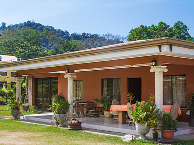 Beispiel Terasse Privathaushalt, Sprachreisen Playa Jacó