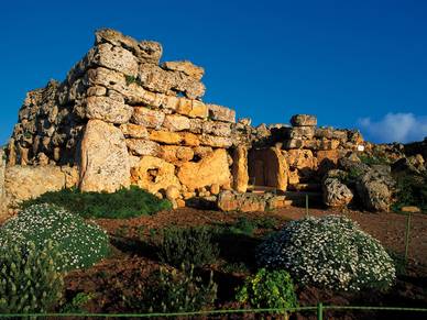 Prähistorische Bauten auf Malta, Englisch Sprachreisen für Erwachsene