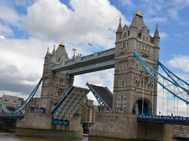 Tower Bridge in London, Englisch Sprachreisen für Erwachsene