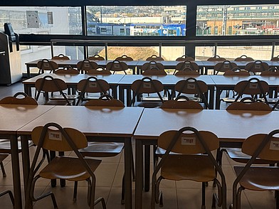 Speisesaal für die Französisch Sprachschüler im Campus Paul Augier in Nizza