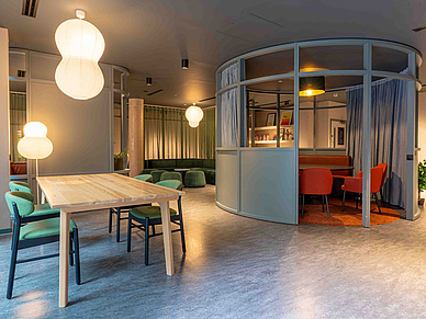 Moderner Gemeinschaftsbereich der Residenz iQ London City für Englisch Sprachreisen nach London