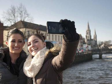 Selfie in Dublin, Englisch Sprachreisen für Erwachsene