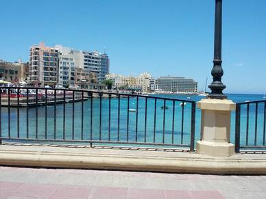 Promenade auf Malta, Englisch Sprachreisen für Erwachsene