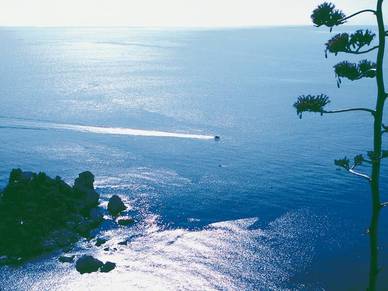Meer vor Taormina, Italienisch Sprachreisen für Erwachsene