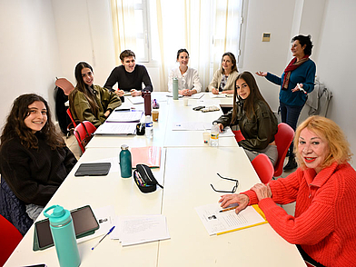 Französischkurs für internationale Teilnehmer in der Sprachschule Les Ateliers FL in Nizza.