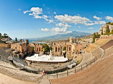 Amphitheater in Taormina, Italienisch Sprachreisen für Erwachsene