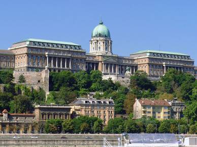 Burgpalast Budapest, Ungarisch Sprachreisen für Erwachsene
