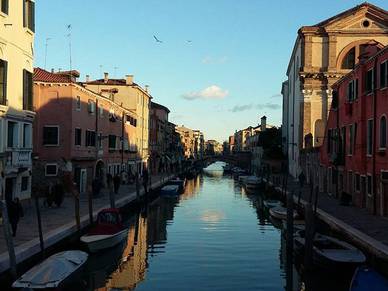 malerische Kanäle, Italienisch Sprachreisen für Erwachsene