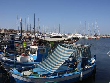Hafen von Alghero auf Sardinien, Italienisch Sprachreisen für Erwachsene