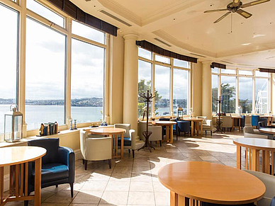 Sonnige Lounge im Hotel The Imperial, Torquay - Unterkunft bei der England Sprachreise