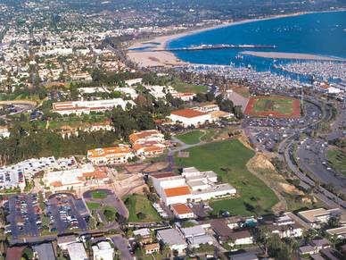 Blick über Santa Barbara und den Hafen, Englisch Sprachreisen für Erwachsene