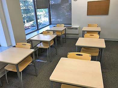 Heller Klassenraum in der Englisch Sprachschule in Toronto