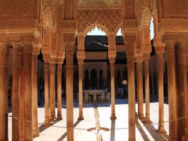 La Alhambra in Granada, Spanisch Sprachreisen für Erwachsene Spanien