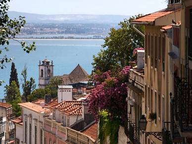 Blick auf den Tejo, Portugiesisch Sprachreisen für Erwachsene Portugal