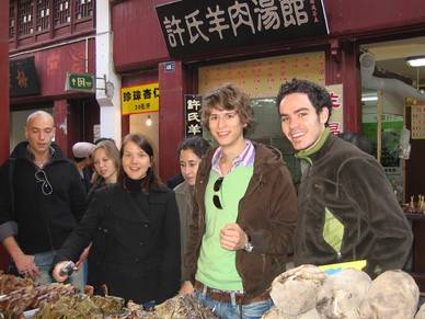Besuch des Nachtmarktes, Chinesisch Sprachreisen für Erwachsene