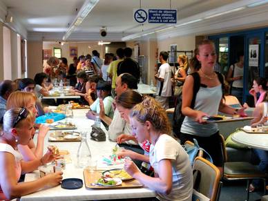 Caféteria der Sprachschule Brest, Französisch Sprachreisen für Erwachsene