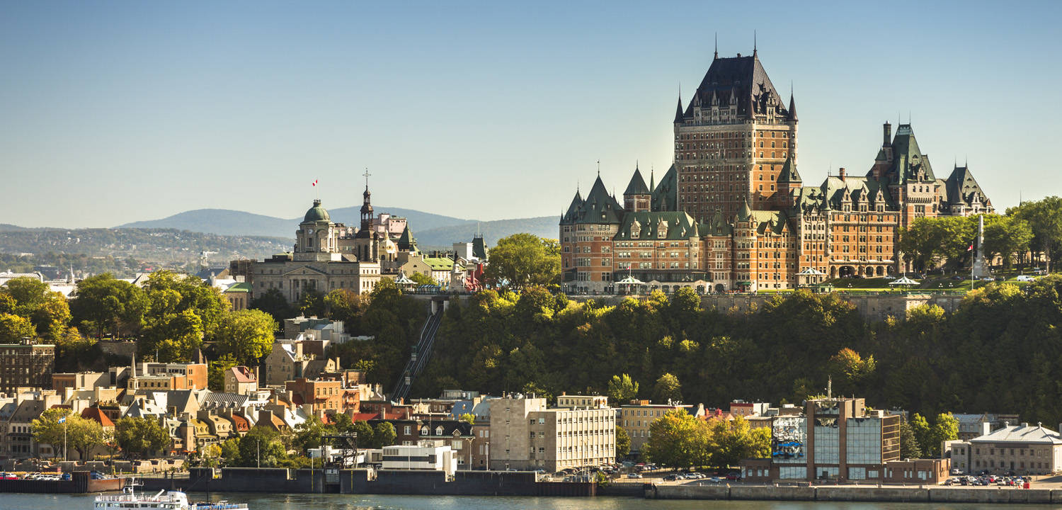 Québec Stadtpanorama mit Château Frontenac als Highlight einer Sprachreise nach Kanada
