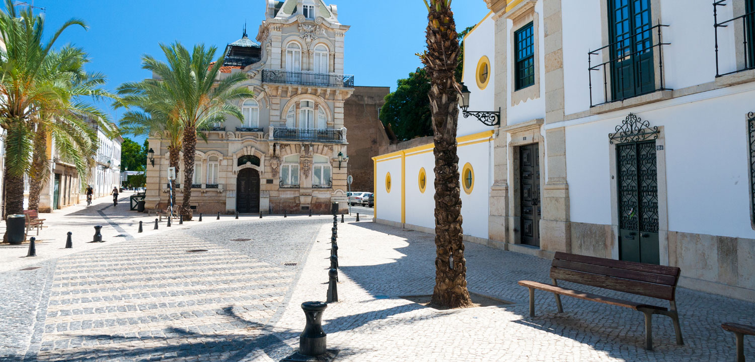 Portugiesisch Sprachkurse in Faro an zentral gelegener Schule