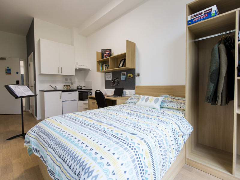 Unterkunft London Premium - Business Sprachschulen England | DIALOG ...