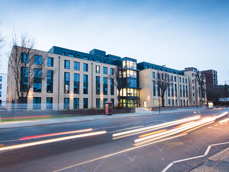 Unterkunft London Premium - Business Sprachschulen England | DIALOG ...